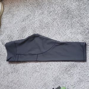 Zyia Active Capri leggings